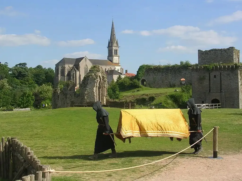 Château de Tiffauges